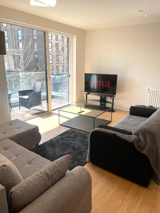 Luxury London Apartment - Steps To East Croydon Train Station Экстерьер фото